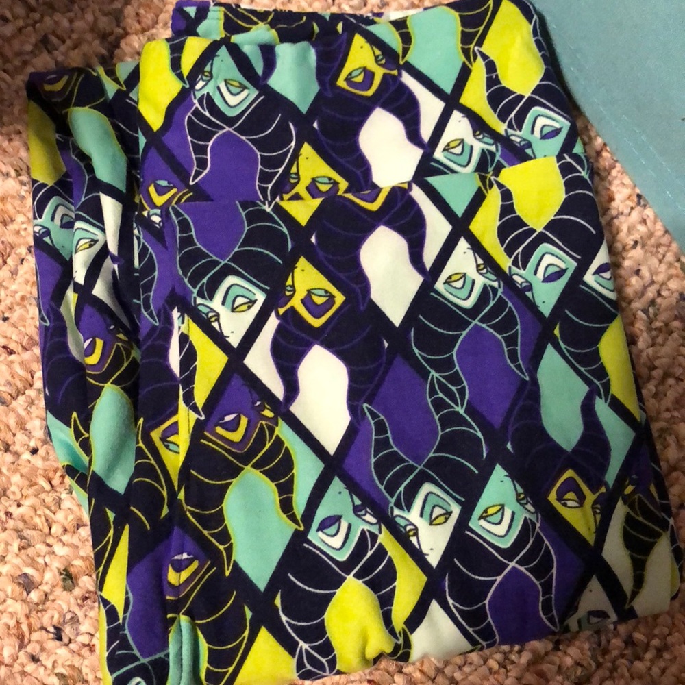 Lularoe Limited Edition Maleficent OS Leggings